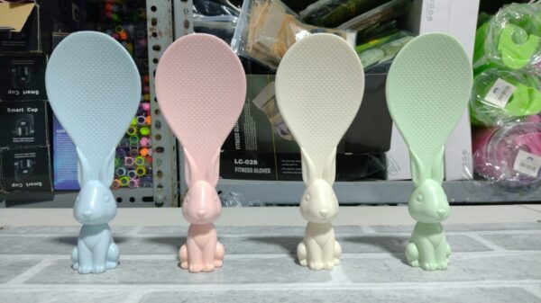 PALETA ARROCERA ERGONOMICA CONEJITO COLORES DIVERSOS